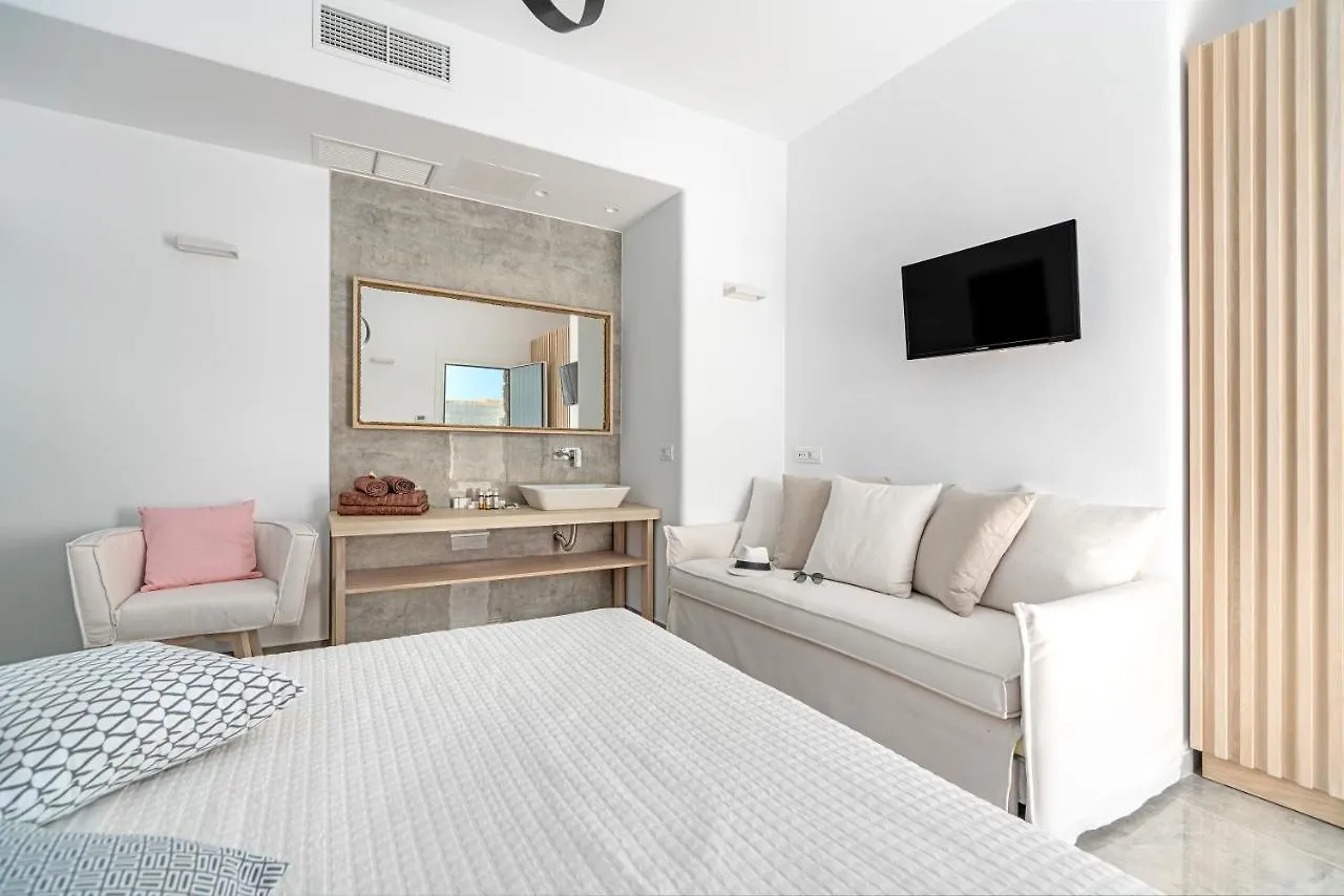 Le Ciel Suites & Villas Mykonos Town