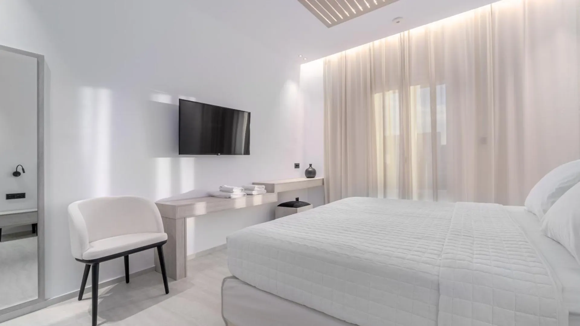 Le Ciel Suites & Villas Mykonos Town 0*,