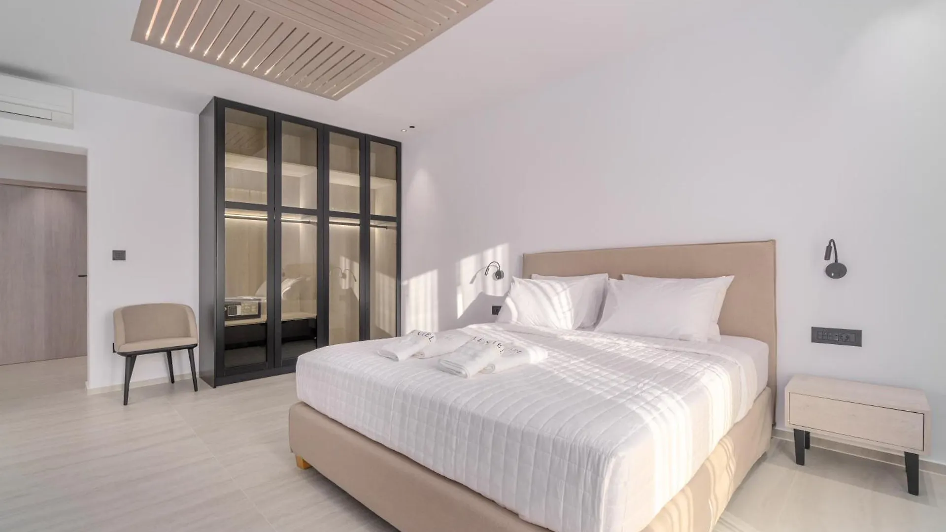 Le Ciel Suites & Villas Mykonos Town