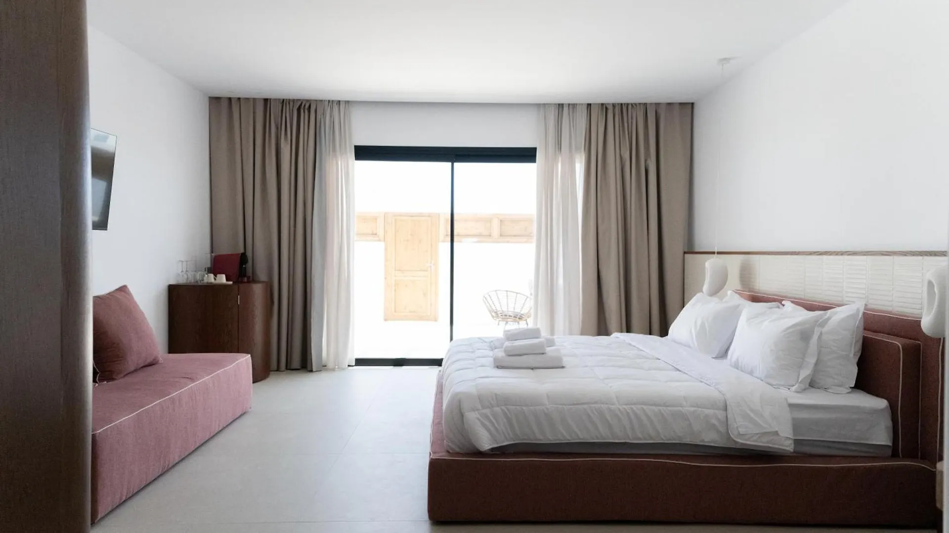 Le Ciel Suites & Villas Mykonos Town