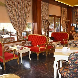 https://2-kitarrat.albaniahotels.org